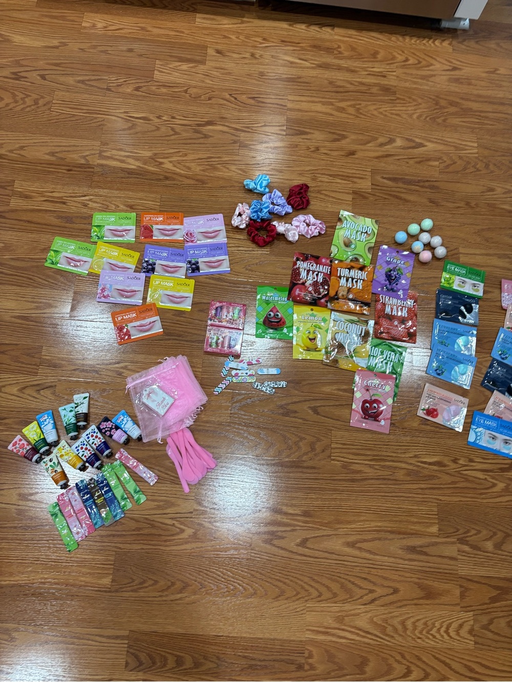Complete spa set bundle face masks lip masks etc